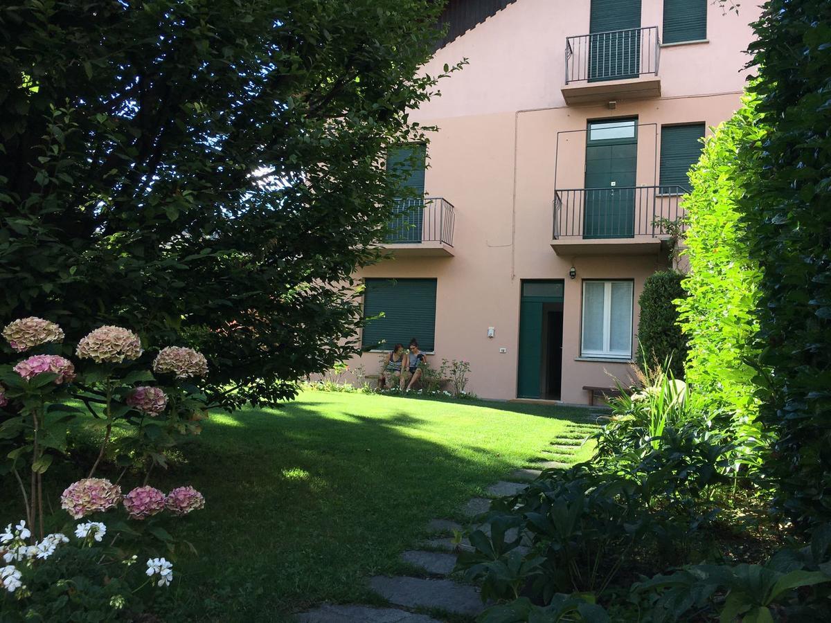 Casa Vacanze Le Violette Vila Brunate Exterior foto
